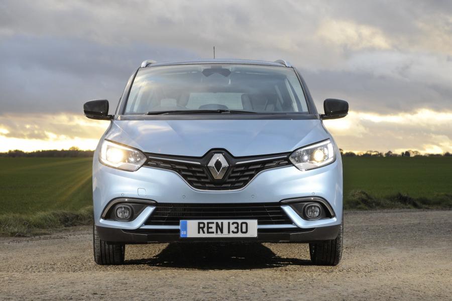  Renault Grand Scenic 2016 года  (UK) (фото 20 из 32)